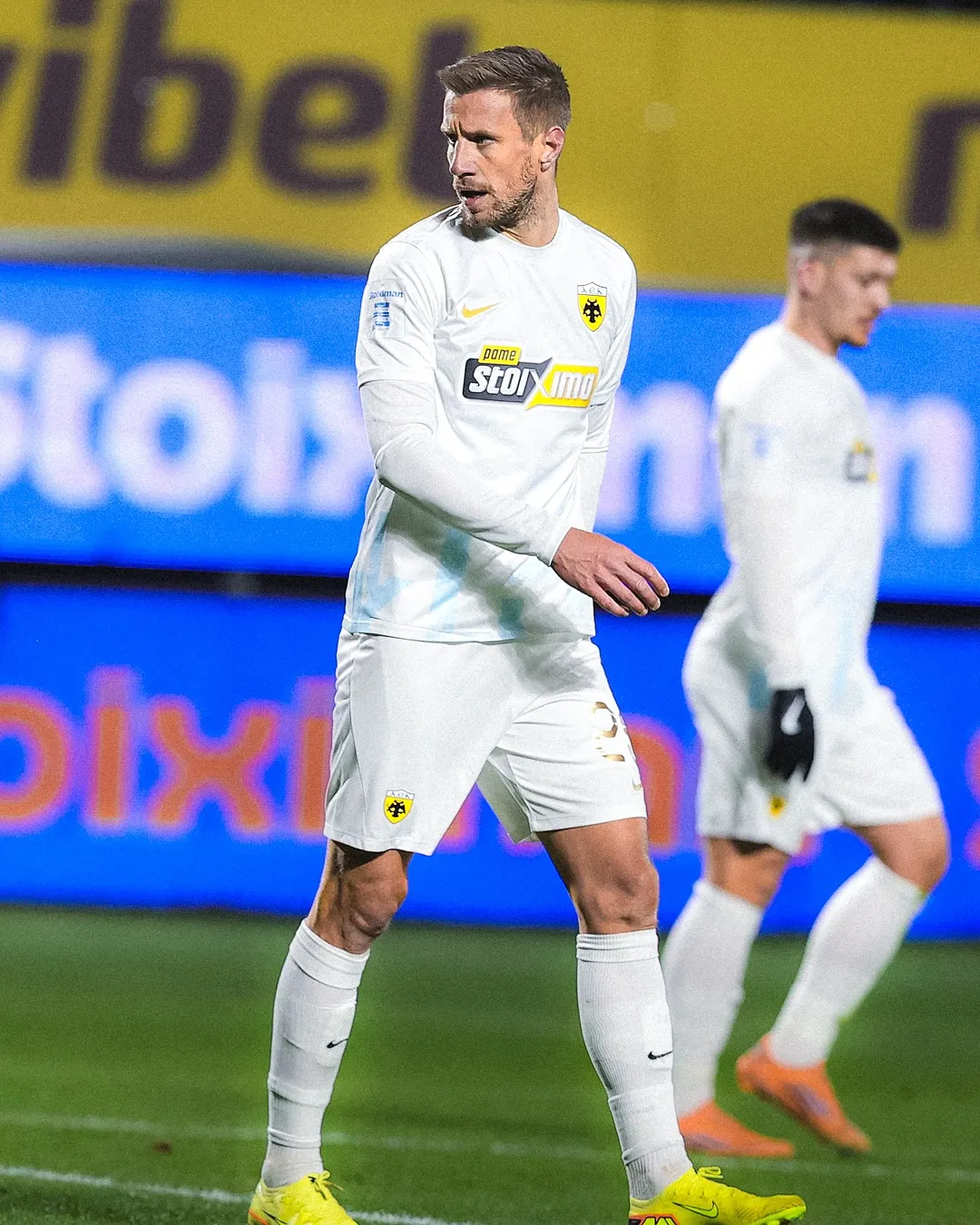 AEK Athén-Panathinaikosz: Varga Barnabás