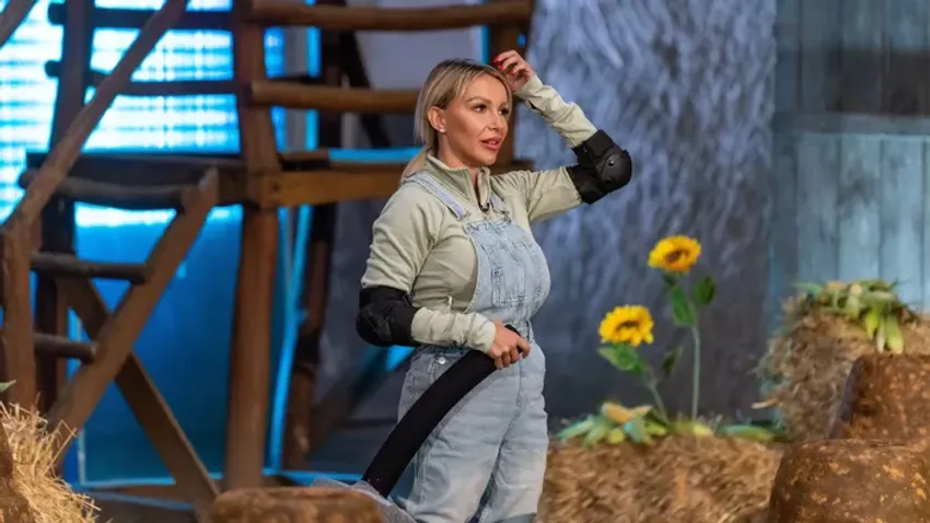 Fenyegető üzeneteket kaphatott Jákli Mónika Boráros Gábortól