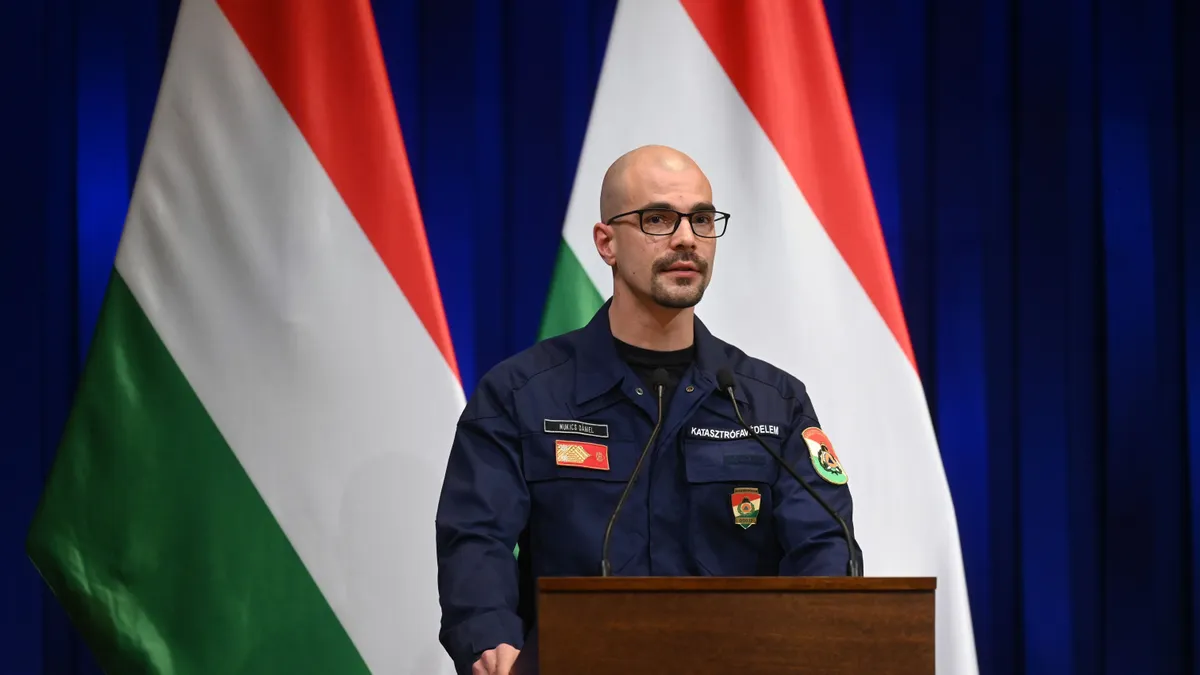 Szén-monoxid mérgezés  végzett a férfival Mukics Dániel szerint. 