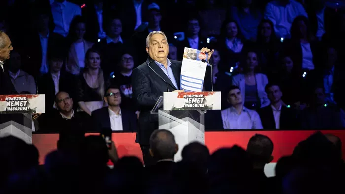 Orbán Viktor: Üzenjük Brüsszelnek, nem fizetünk!