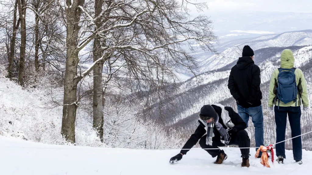 A Pilisben lenyűgöző ilyenkor egy frissítő kirándulás, azonban ne felejtsünk el elegendő meleg holmit magunkkal vinni. 