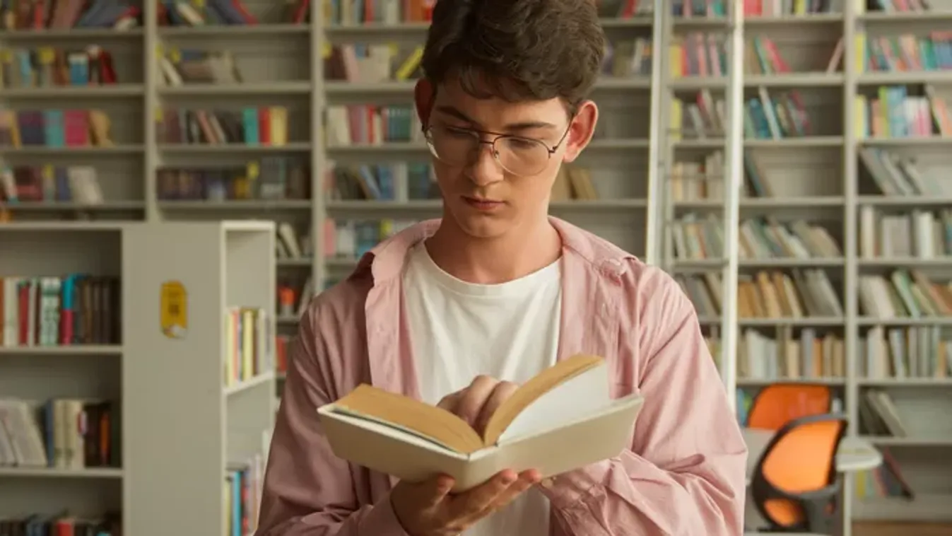 Hatalmas irodalmi kvíz: csak az igazán műveltek tudják hibátlanul kitölteni – Neked menni fog?