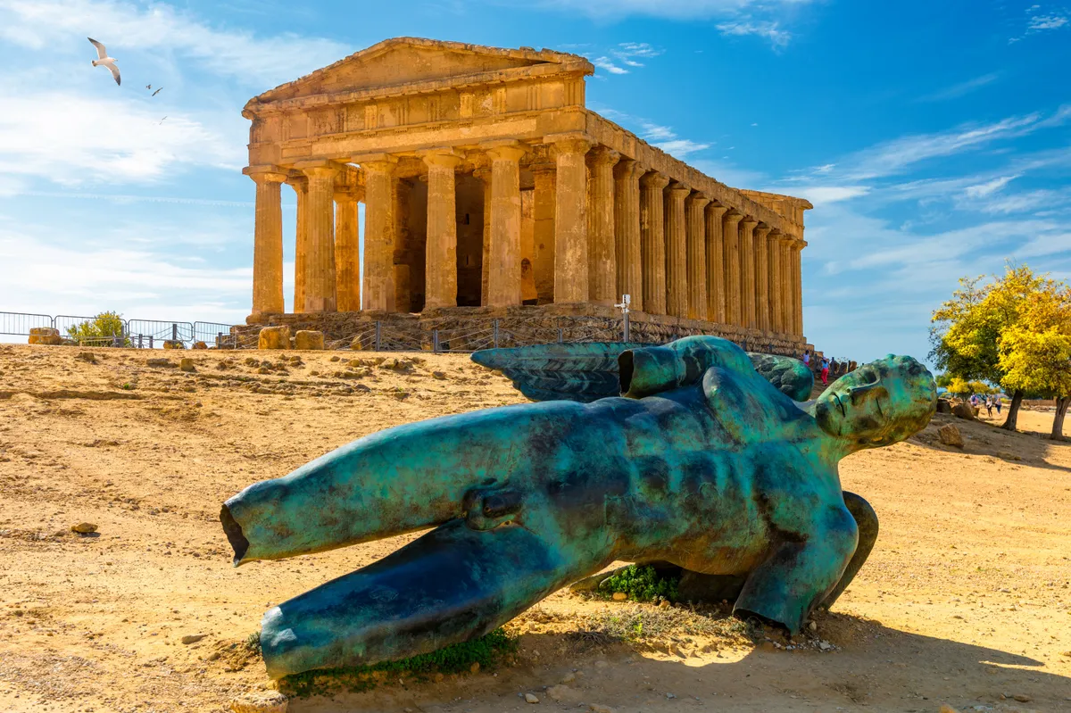 A szicíliai Agrigento, a Templomok völgye ókori romterület.