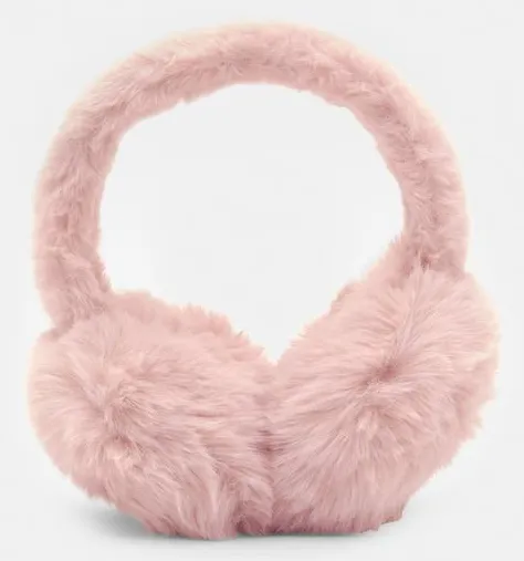 Téli kiegészítő: rózsaszín fülvédő.