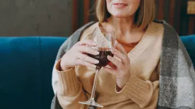 Valóban egészséges napi egy pohár bor? Tények és tévhitek a népszerű állításról