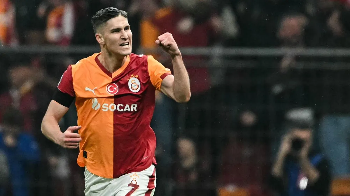 Sallai Roland védőként is gólpasszal villant a Galatasaray BL-rangadóján