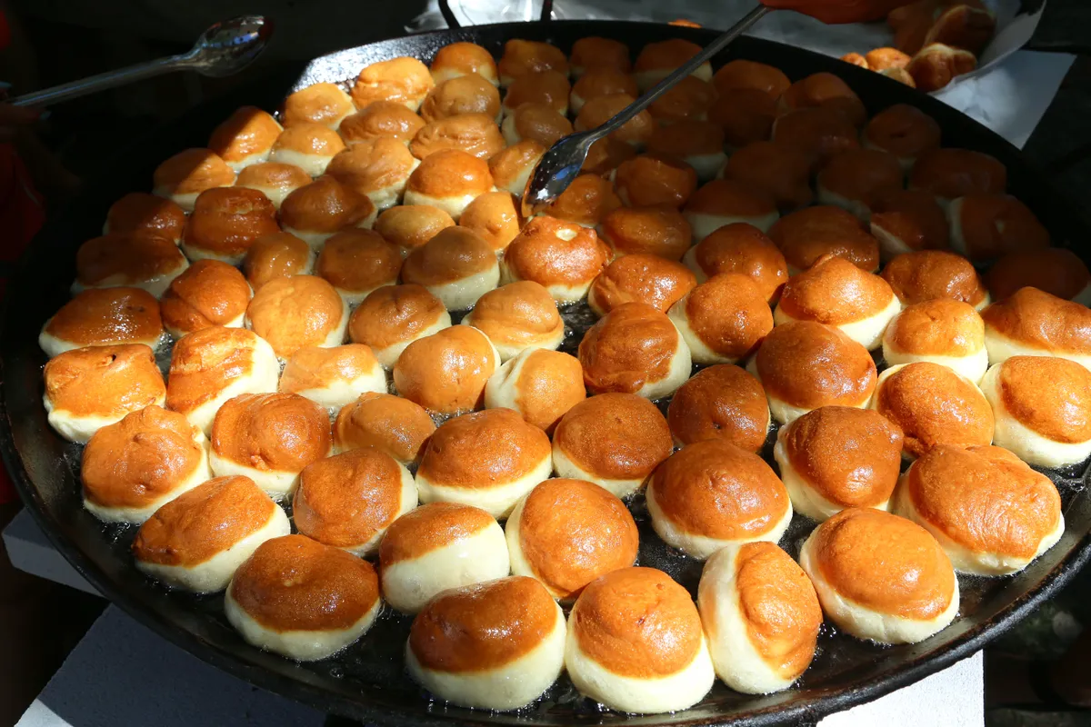 Szalagos farsangi fánk recept.