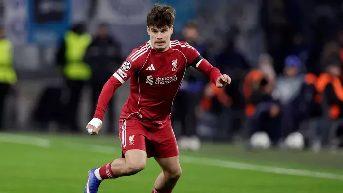 Új riválist kaphat Kerkez, Szoboszlai barátja visszatérhet