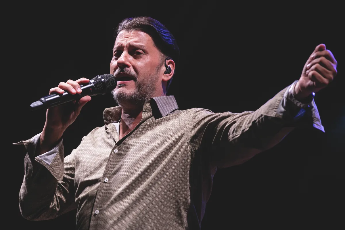 Kökény Attila elengedte fia, Kökény Lali kezét a zene tekintetében. 