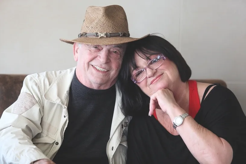 voith ági ,bodrogi gyula sajtó egy jamaikai trombitás 14801