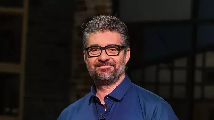 Nem győz válaszolni az üzenetekre a Kincsvadászok sztárja