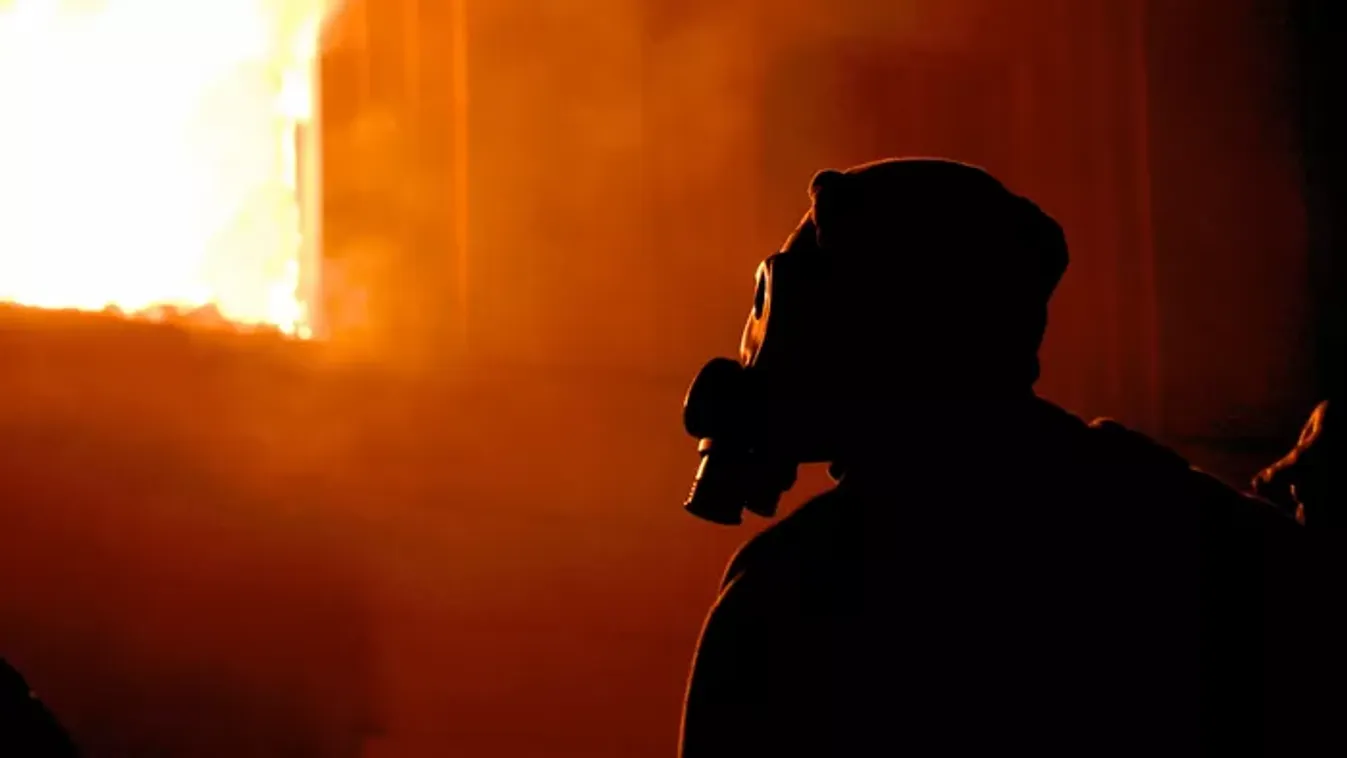 Újévi tragédia: Többen életüket vesztették a robbanásban egy népszerű bárban