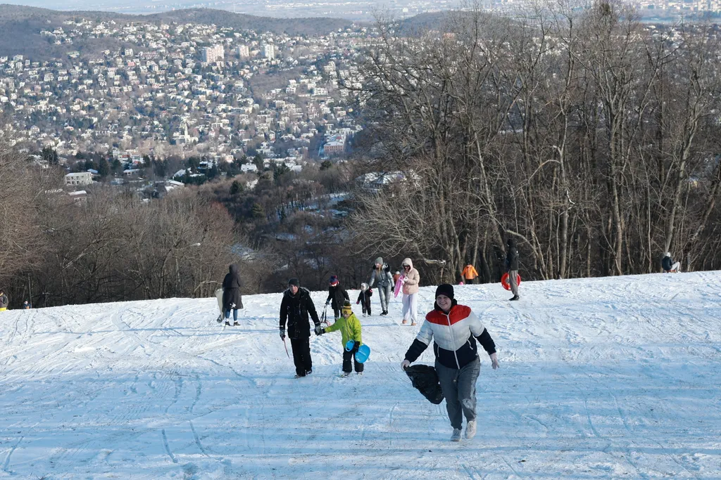 Havas Normafa, Hármashatárhegy 