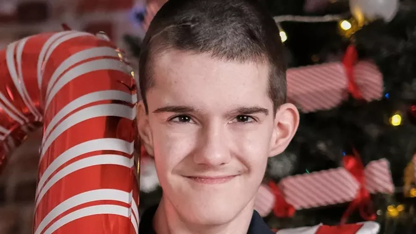 „Már nem várunk csodát, csak békét” – örökre kerekesszékbe kényszerülhet Rolika