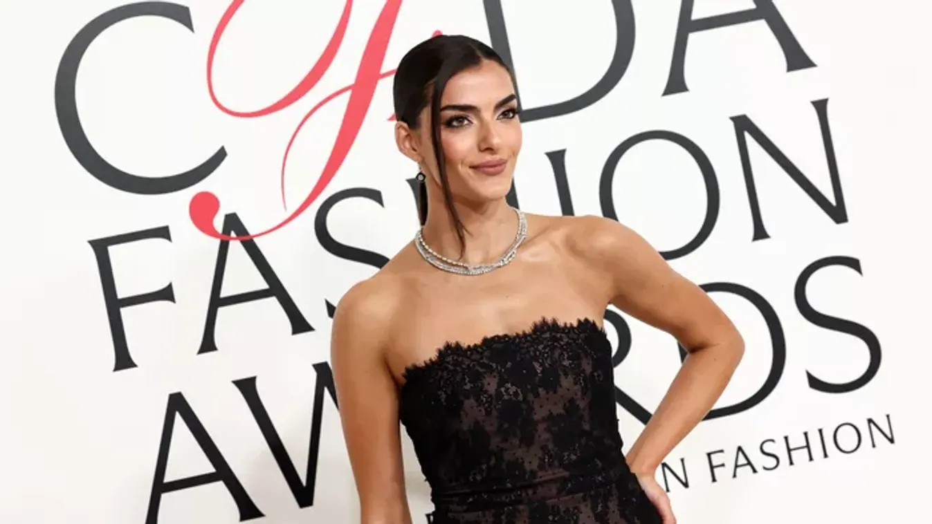 Megőrjíti a rajongókat, kipakolta a ciciket a világ legdögösebb autóversenyzőnője