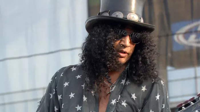 Nyilvánosan gratulált a magyaroknak a Guns N' Roses gitárosa