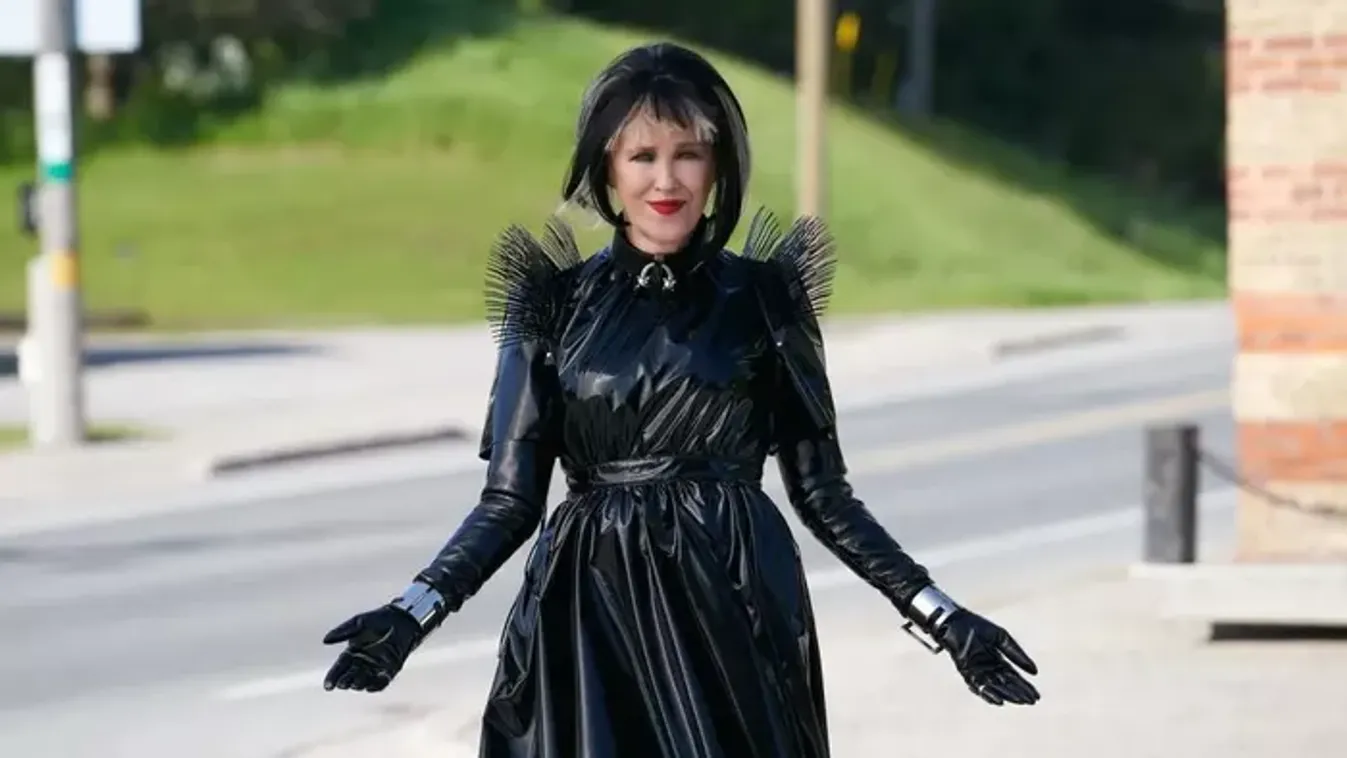 Évtizedekre elfelejtette Hollywood, sosem látjuk a visszatérését: Catherine O’Hara 60 felett robbant vissza a köztudatba