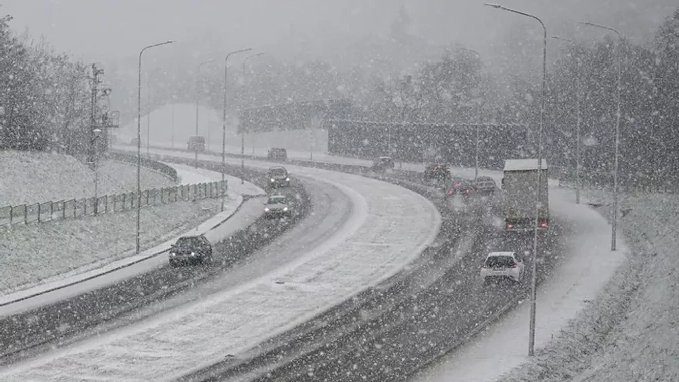 Lázár János megerősítette: nem okozott komoly balesetet a havazás