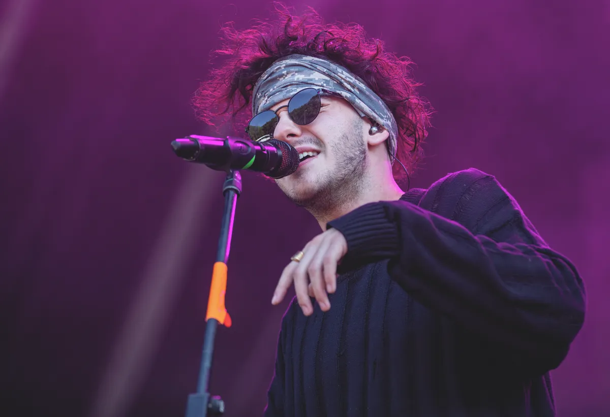 Azahriah sztáradatlap