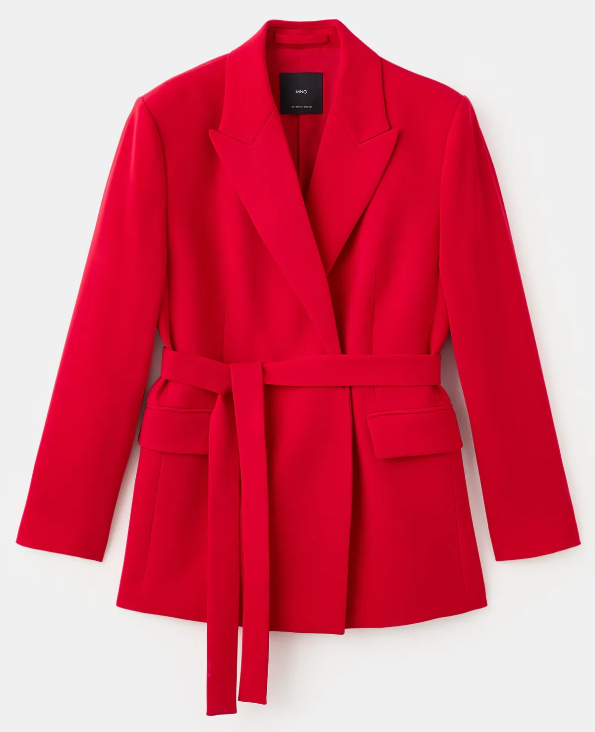 Karcsúsító tippek: megkötős blézer.