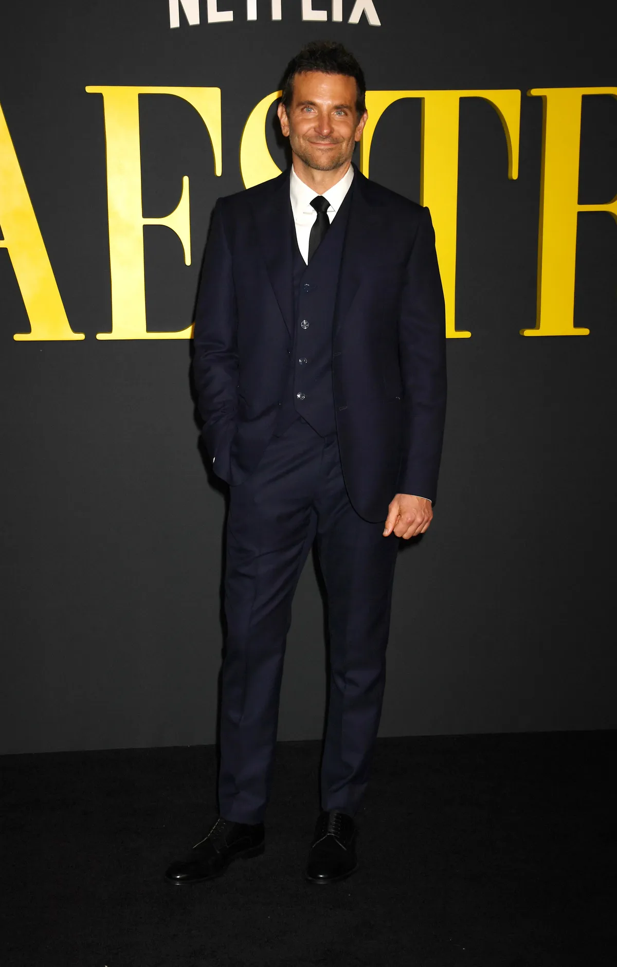 Bradley Cooper látványos átalakuláson ment keresztül a Maestro című film kedvéért