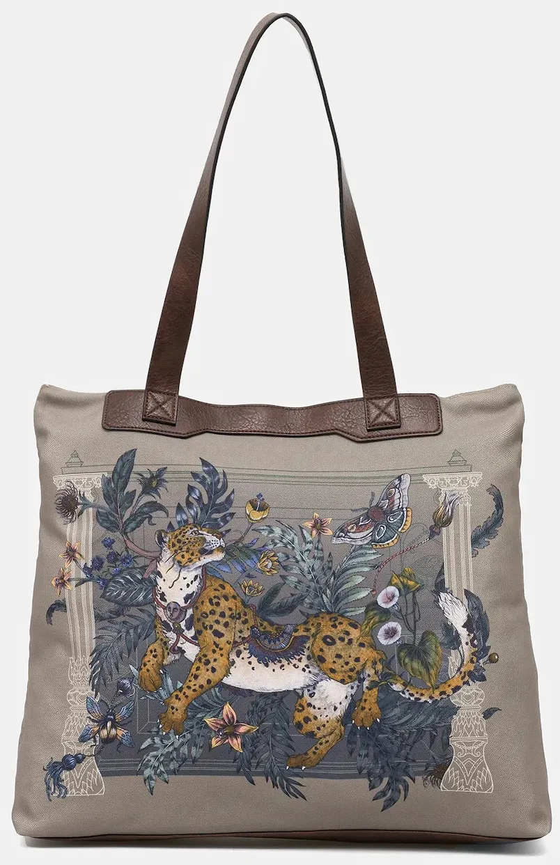 Karcsúsító tippek: mintás táska.