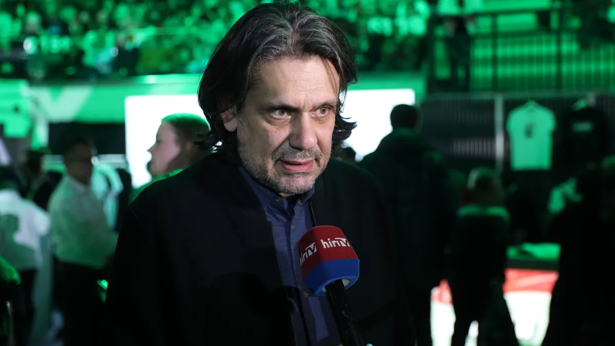 Háborúellenes Gyűlés Szegeden – Orbán Viktor
12.20 Szeged