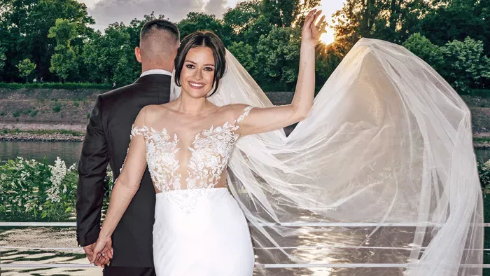 Lola nem titkolja: melegítőben mutatta meg, ilyen az anyaság