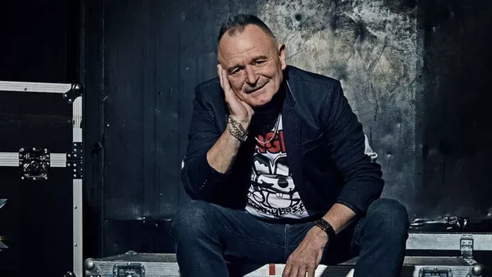 Érkezik a ma 80 éves Nagy Feró ötödik unokája