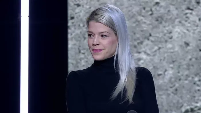 Muri Enikő kiáll Varga Judit mellett, új dalával üzent