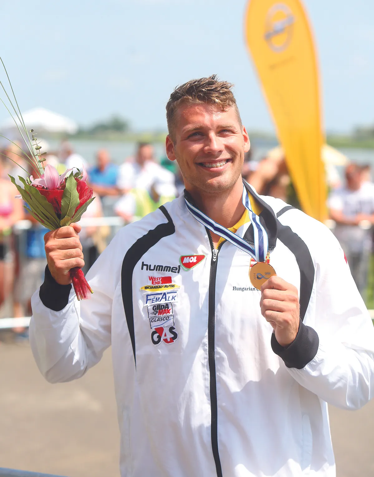 Karrierje csúcsán könnyebben mosolygott 