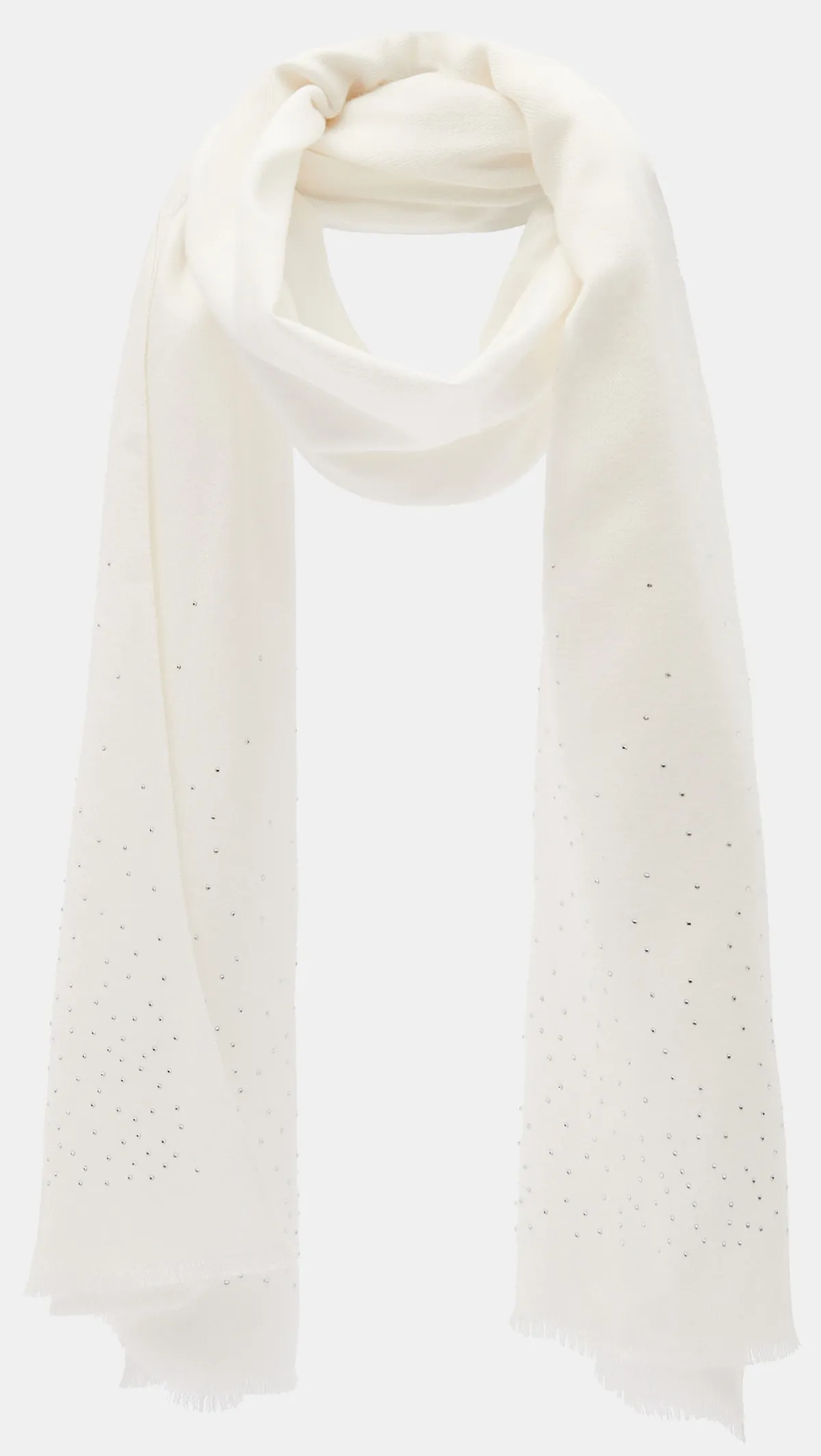 Cloud Dancer: fehér sál.