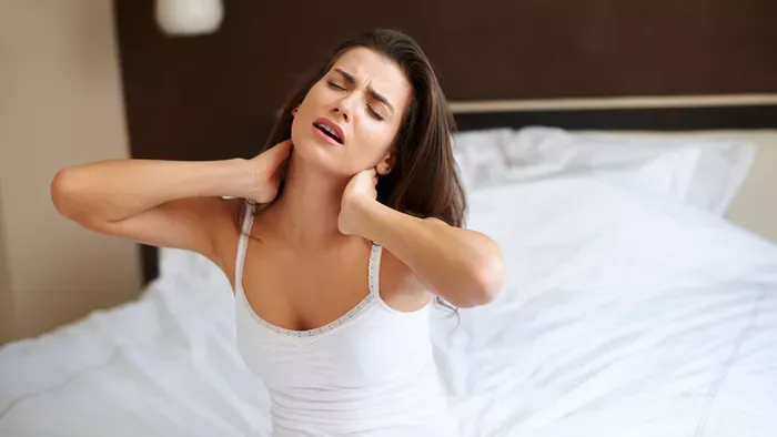 Csak a nyakát ropogtatta, végül stroke-ot kapott