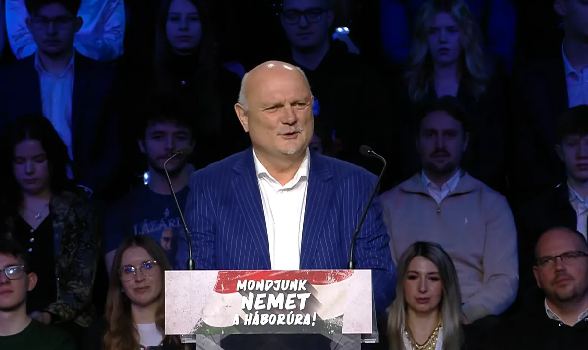 Móring József fontos kérdéseket vetett fel a Háborúellenes Gyűlésen