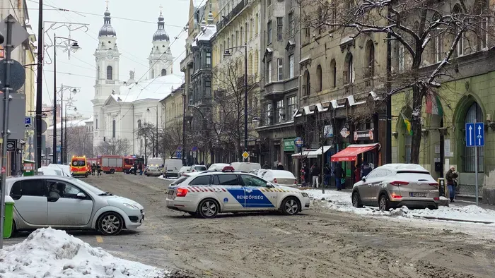Most kaptuk: óriási a pánik a Baross utcánál