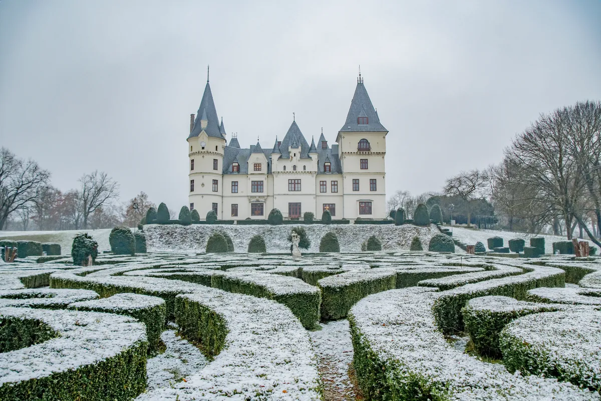 Tiszadobi Andrássy-kastély, mint a Tisza látnivalója.