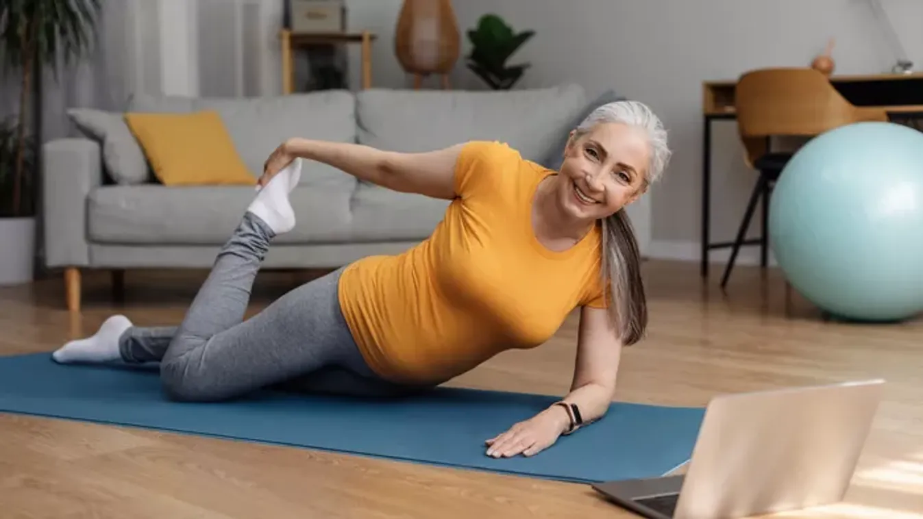 Sajog a csípőd, a vállad, a hátad? Ezek a legjobb otthoni tornagyakorlatok a fájdalom enyhítésére