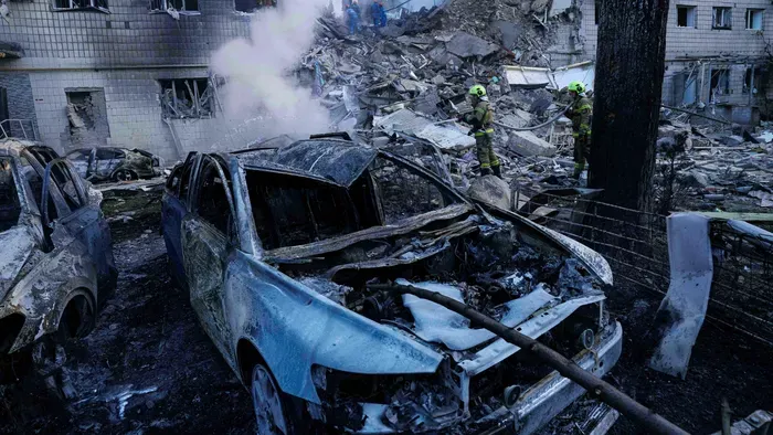 Minden nap ezrek halnak meg az ukrán fronton