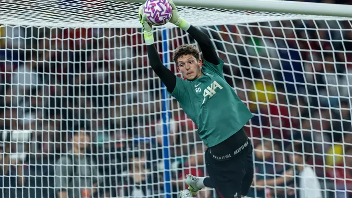 Felrobbant a Liverpool oldala, négy fotóval jelentették be a hírt Pécsi Árminról