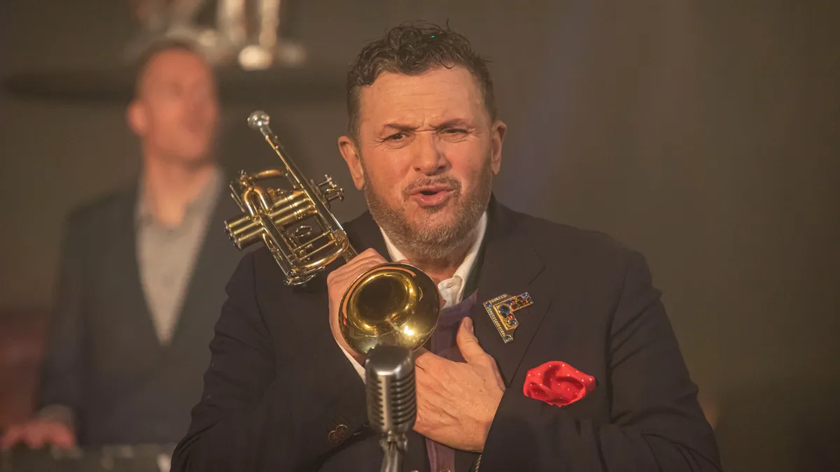 Lagzi Lajcsi és trombitája együtt búcsúztak.