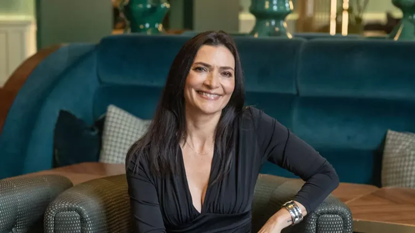 A Nagy Duett világsztárja elárulta, mit néznek meg először férjével Budapesten