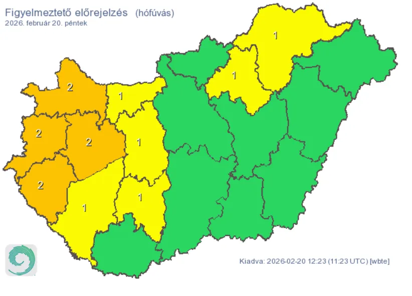 Több vármegye is riasztás alatt van a szél és a havazás miatt.