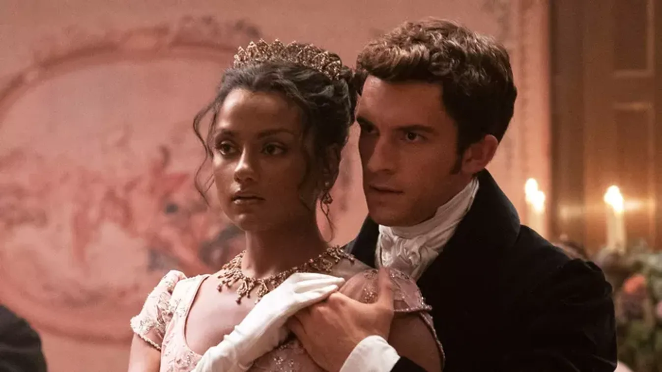 Örvendeznek a rajongók! Jonathan Bailey visszatért A Bridgerton család negyedik évadában!