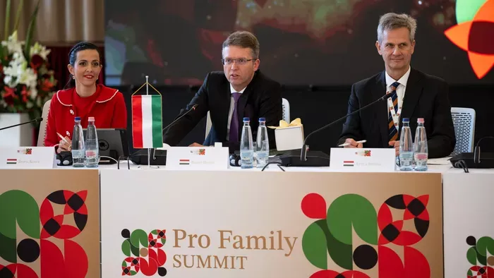 A magyar családpolitika világszerte mintaként szolgál