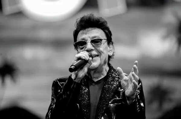 Elhunyt Fenyő Miklós