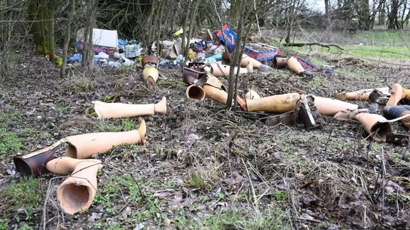 Sokkot kaptak a vadászok: így kerülhettek a műlábak a tiszajenői erdőbe