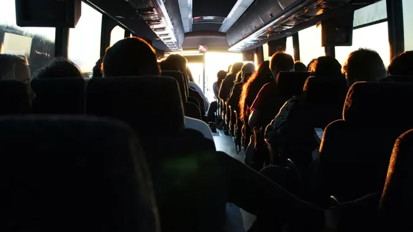 Szörnyű buszbaleset történt: 6 ember meghalt, rengeteg a sérült