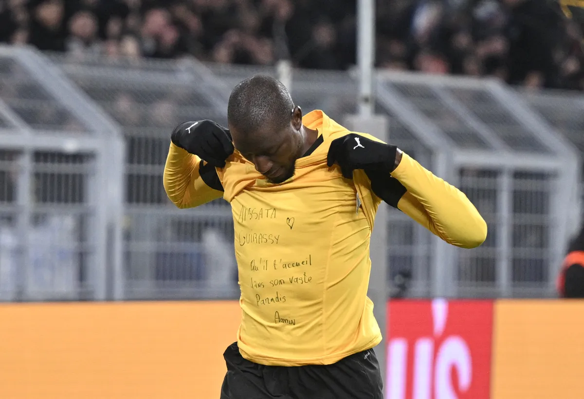 Serhou Guirassy 2 perc múltán gólt lőtt és megmutatta megható üzenetét a Bajnokok Ligája-meccsen