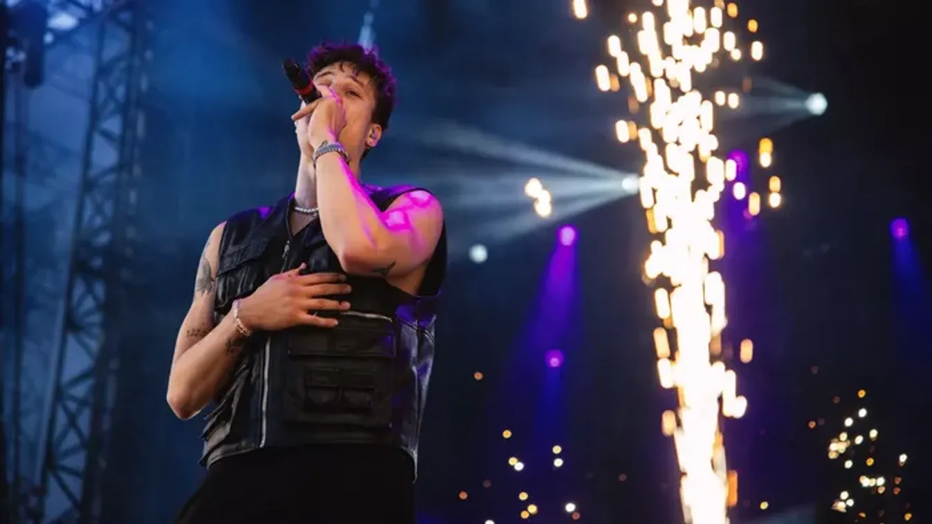 Duzzadó mellizmok, kemény edzések - T. Danny átalakult