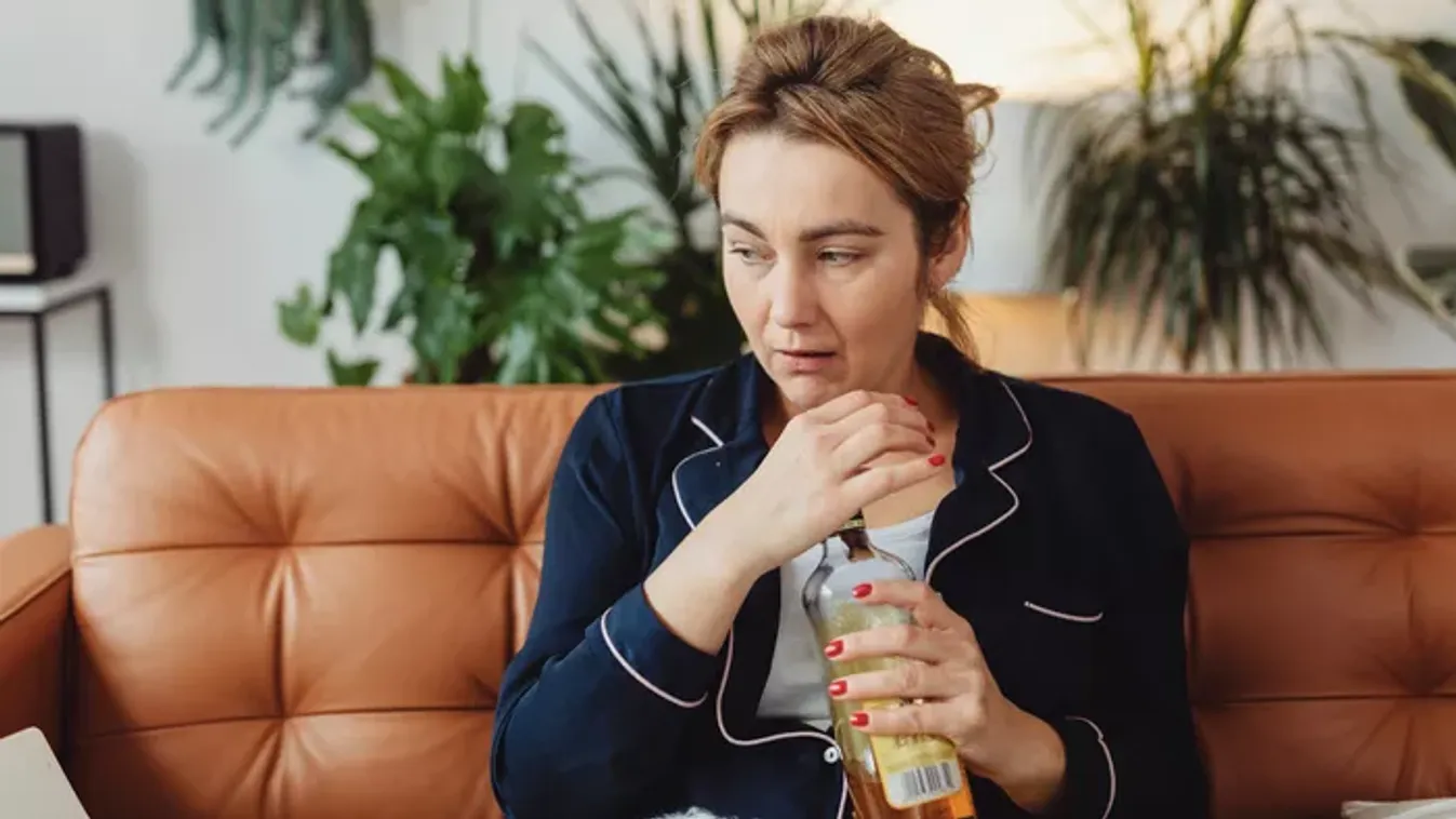Anyu alkoholista volt – én nem iszom egy kortyot sem